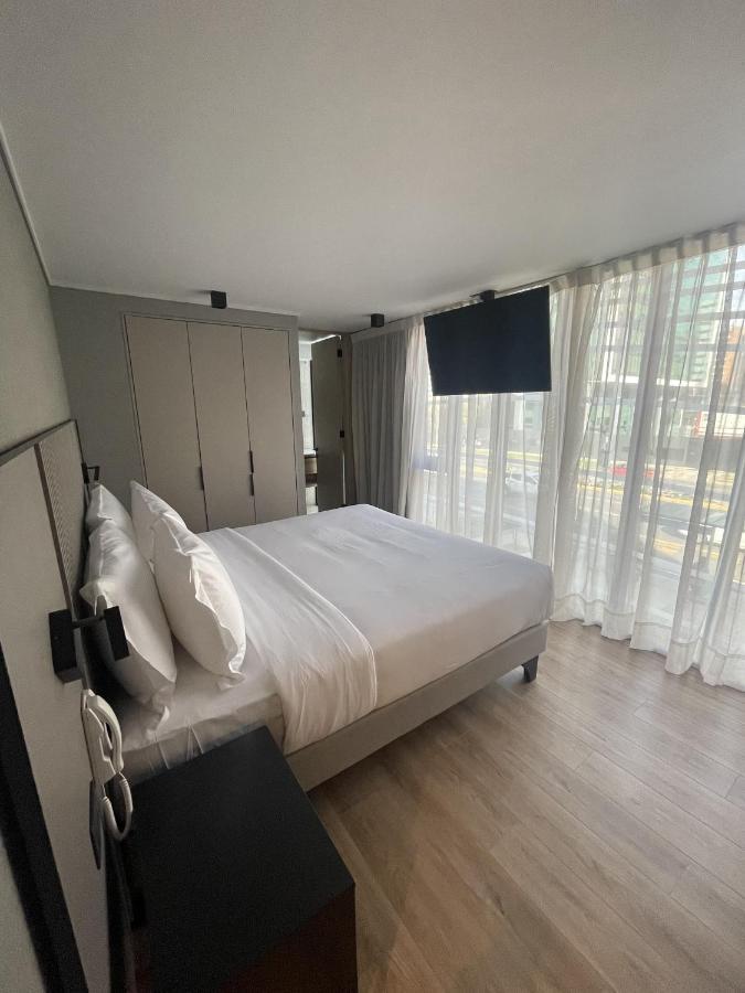 One Manquehue Aparthotel Santiago del Cile Esterno foto